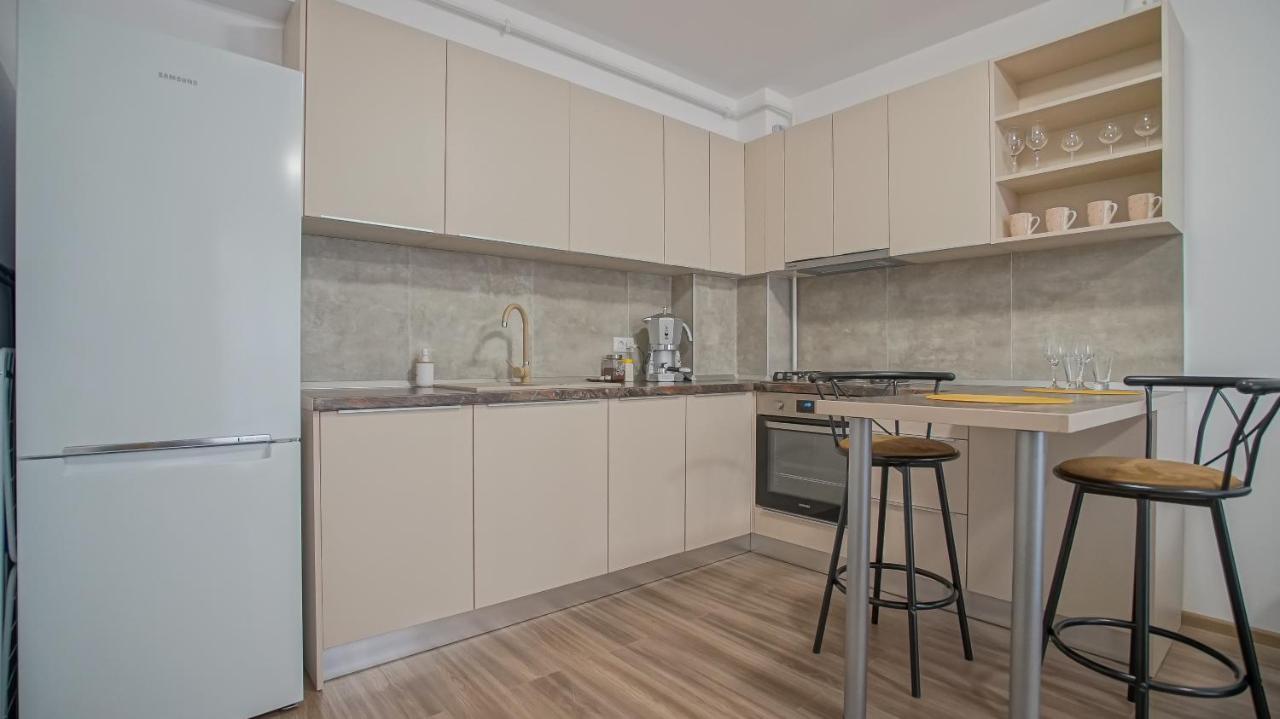 Grandis Studio Coresi Braşov Esterno foto